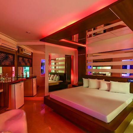 Eros Motel クイアバ エクステリア 写真